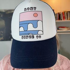 Roxy Quicksilver snap back hat